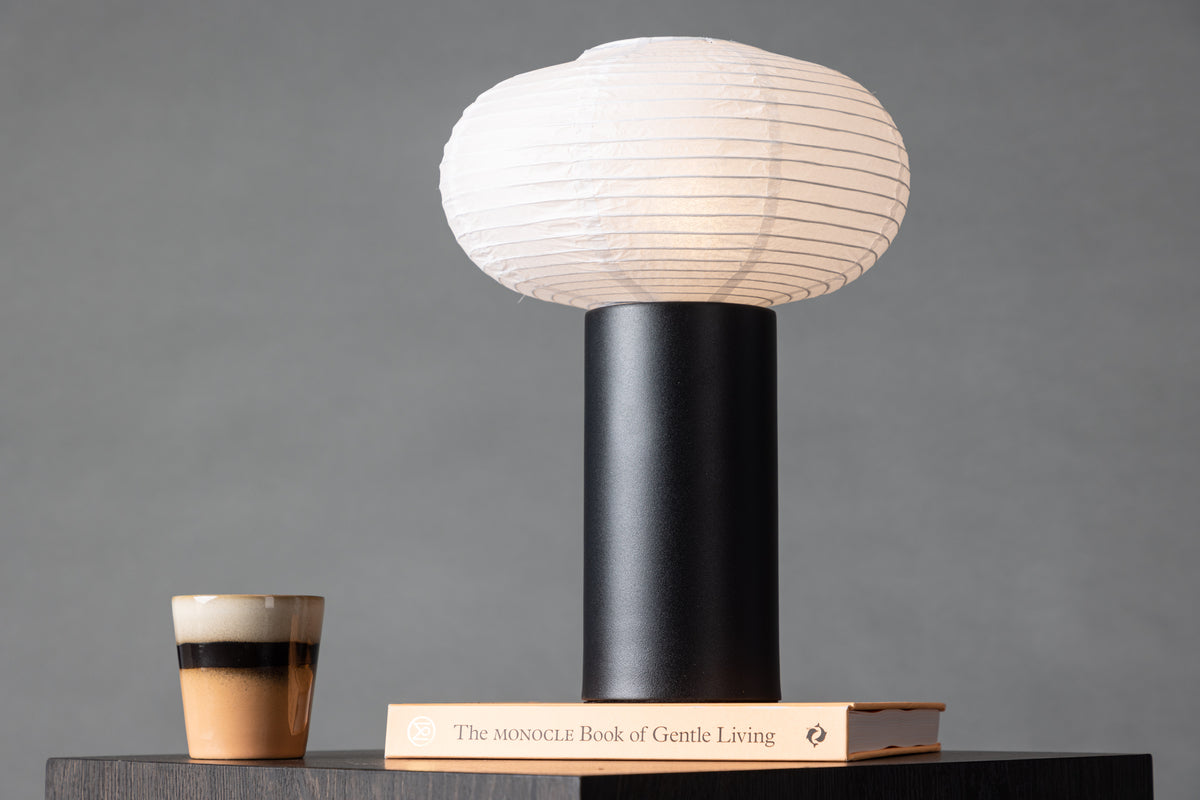 HOVFJÄLLET Lámparas de mesa Negro